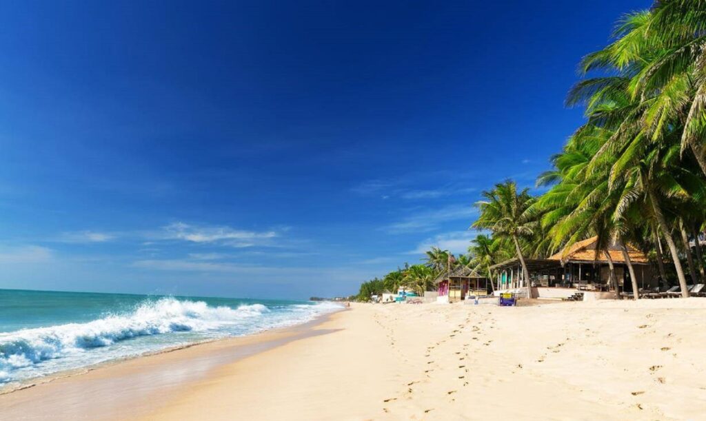 Mui Ne: Where the Desert Meets the Ocean